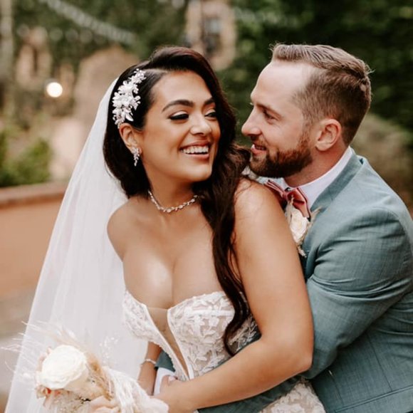 Calla Blanche Lilia Wedding Dress with Matching Cathedral Veil - Picture 6 of 12